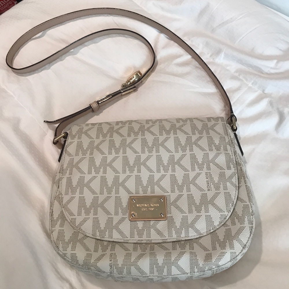 Michael Kors Cross Body Bag
